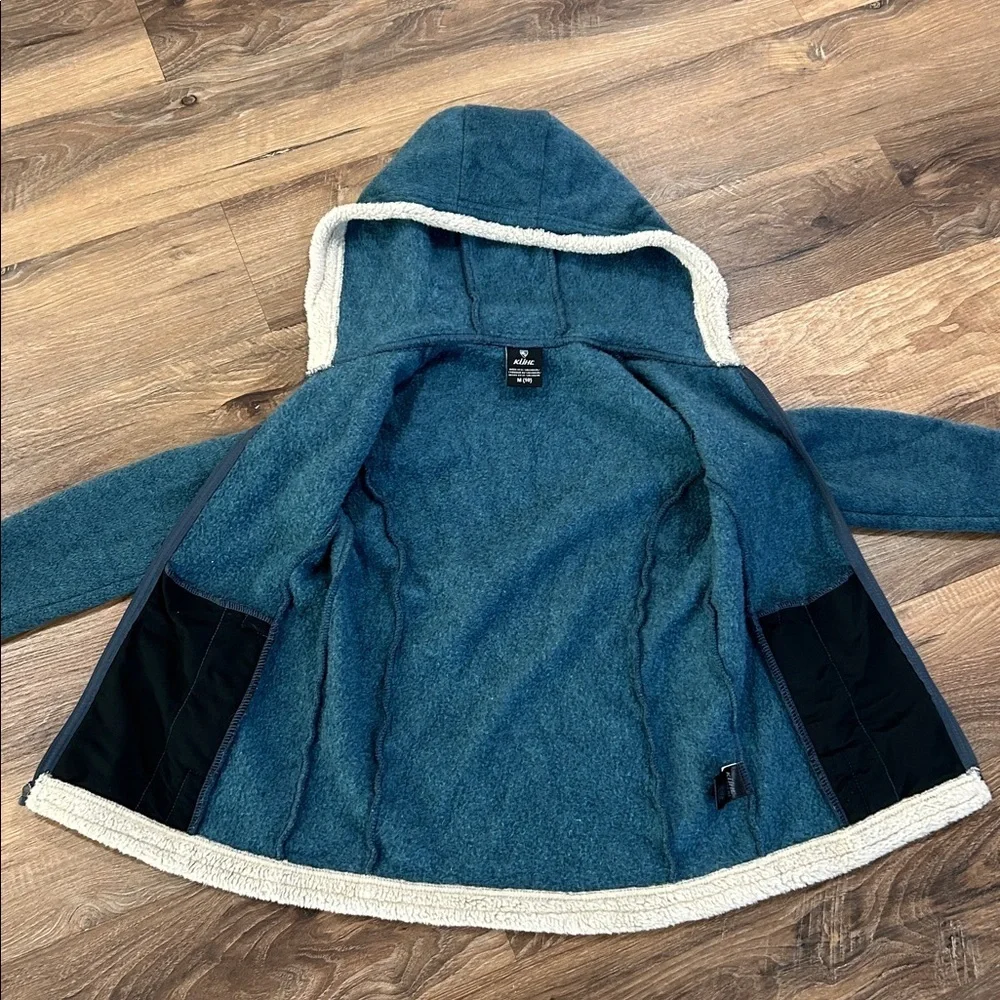 Kuhl Kids Children’s Jacket blue denim & cream size medium full zip w/pockets